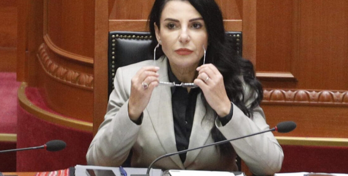 Gjykata Kushtetuese shqyrton sot çështjen e pezullimit të Ballukut