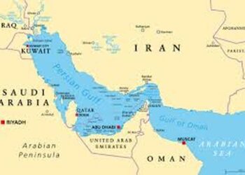 Iran closes Strait of Hormuz, oil and gas transportation costs rise