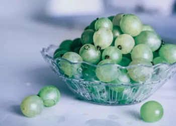 Grapes and Prunes: The 2 Best Fruits for Heart and Muscle Health