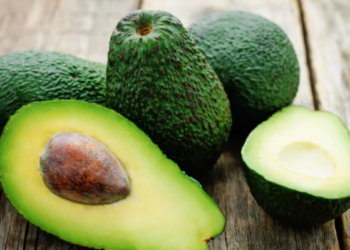 7 Health Benefits of Eating Avocados