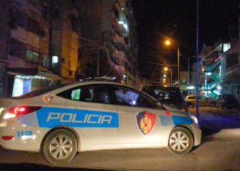 “Pse më vure gjobë?” 43-vjeçari sherr me policin e bashkisë