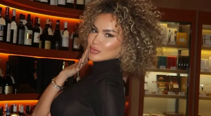 Arta Elezaj në lidhje dashurie me biznesmenin e njohur?