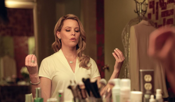 5 secrets to perfect skin like Hollywood stars